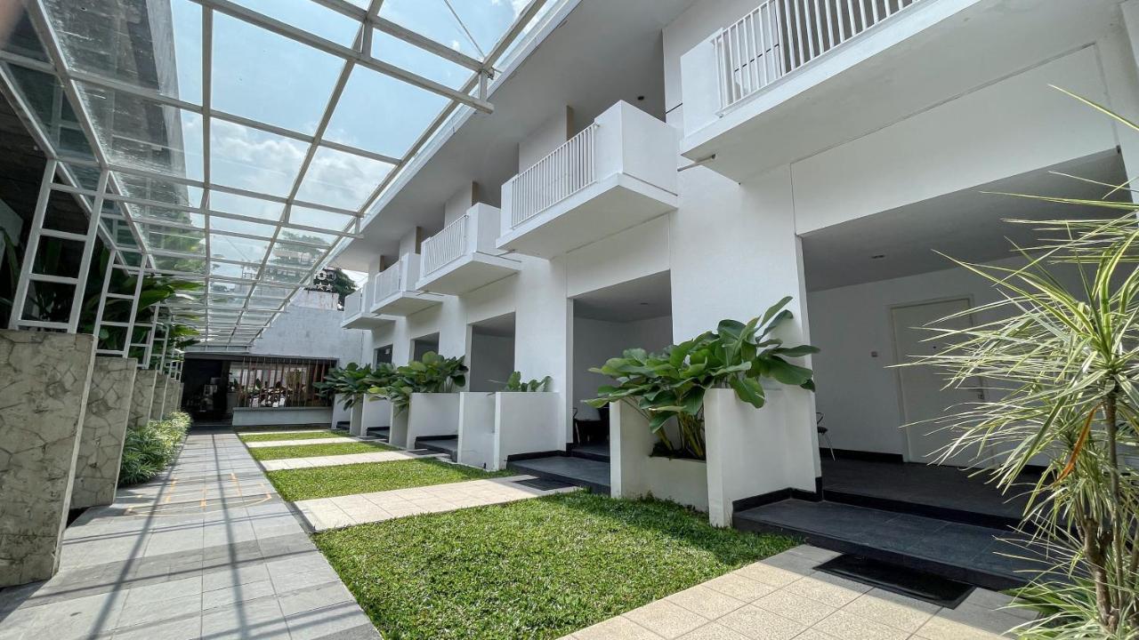 Lpp Convention Hotel Demangan Pakualaman Esterno foto