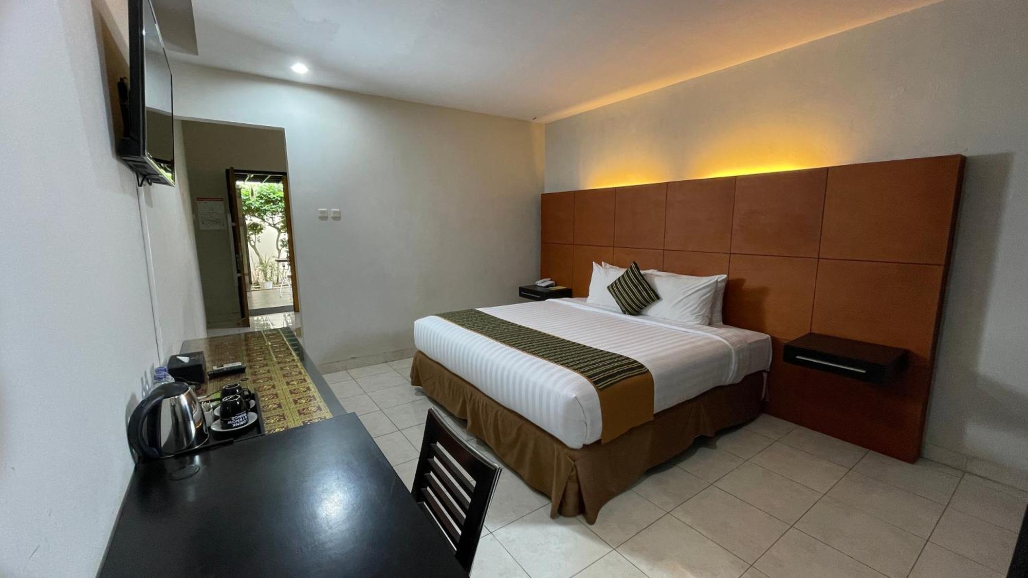 Lpp Convention Hotel Demangan Pakualaman Esterno foto