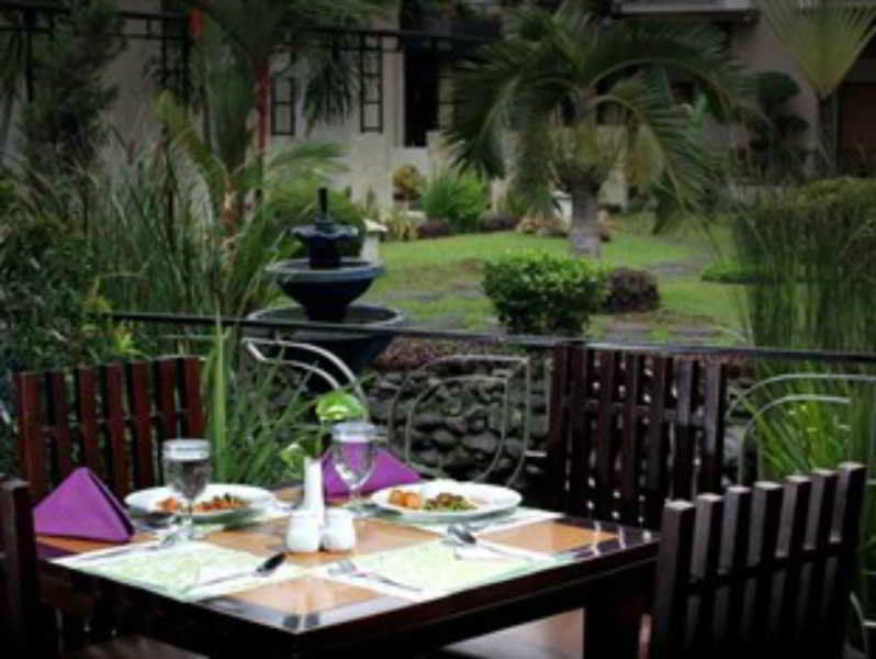 Lpp Convention Hotel Demangan Pakualaman Esterno foto